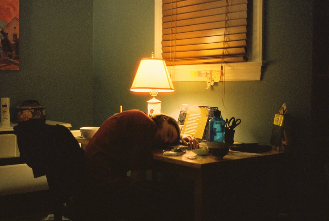 Brain Fog After 40: Why Your Memory and Focus Are Declining (Science Explains)