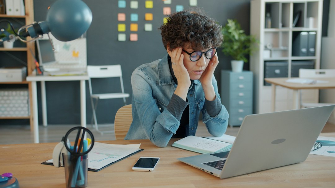 Difficulty Concentrating at Work: Common Causes Beyond ADHD